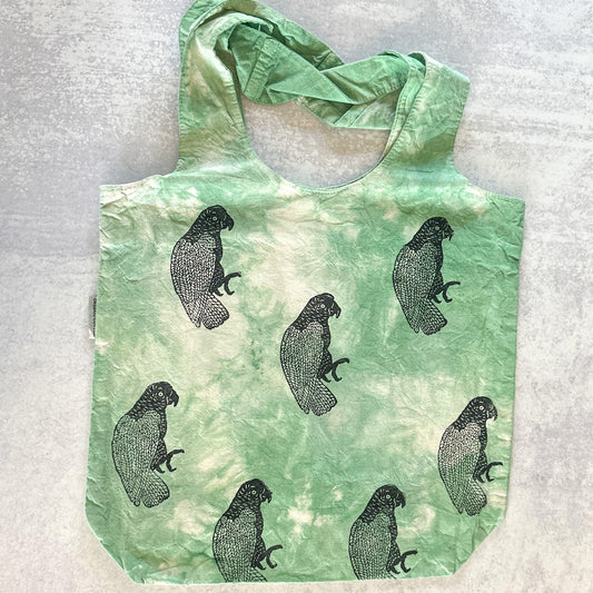 Green Tie-dye Parrot Tote Bag